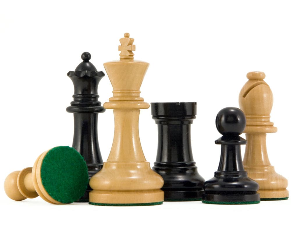 Supreme Series Ebony Staunton chess pieces 3.5 inches, crafted in ebony and boxwood with green felted bases, classic Staunton design.