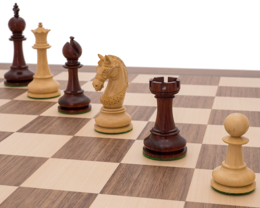 La Valletta Walnut and Redwood Luxury Chess Set