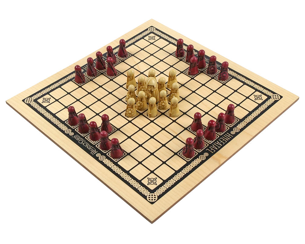 Hnefatafl - The Viking Game Cardinal Deluxe Edition