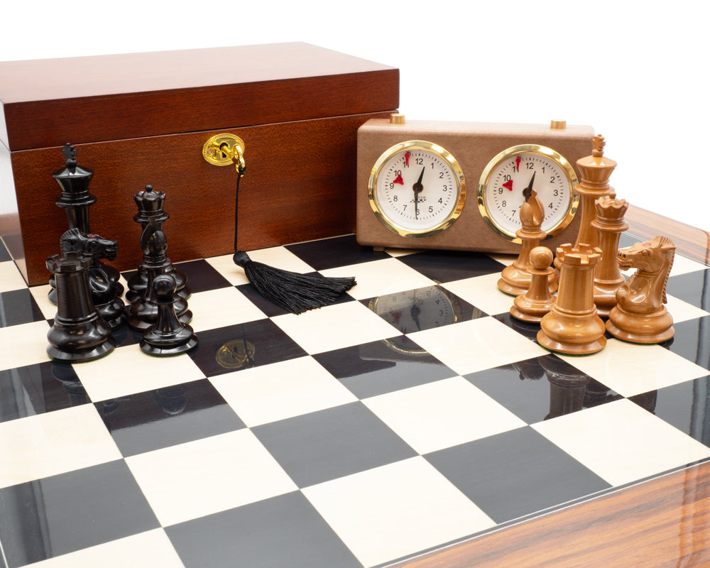 The Leuchars Reproduction Ebony and Palisander Luxury Chess Set